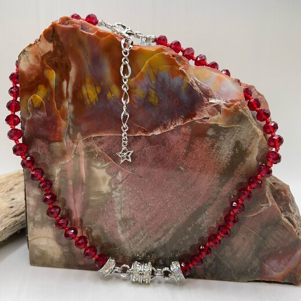 KIRKS FOLLY CRYSTAL BEADED MAGNETIC NECKLACE Red Gold Tone